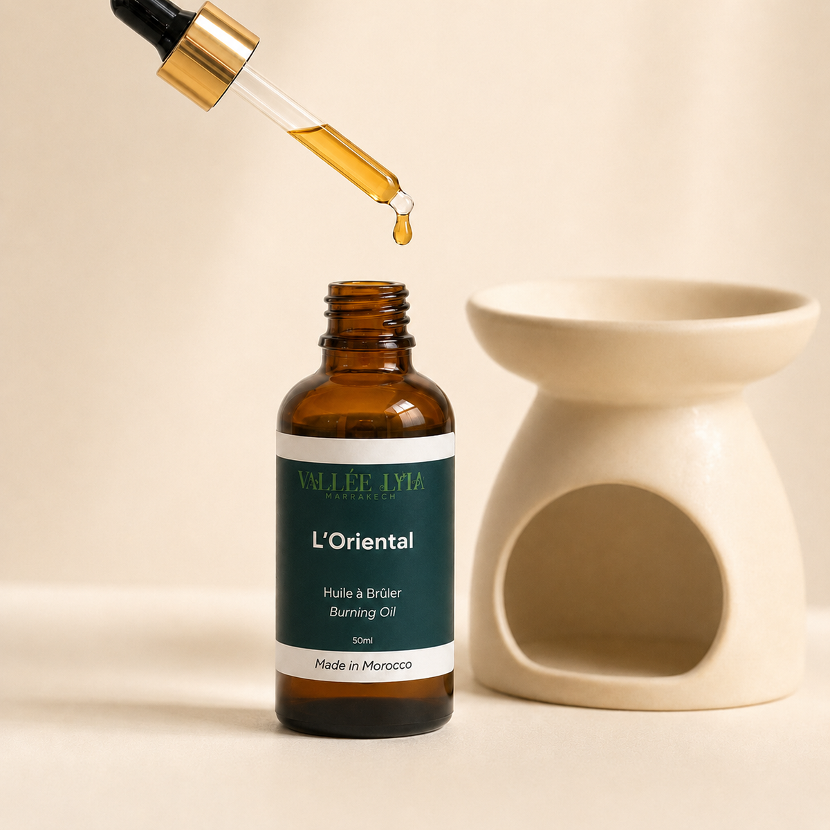 Huile à brûler L’Oriental Vallée Lyia — utilisation avec pipette et brûle-parfum