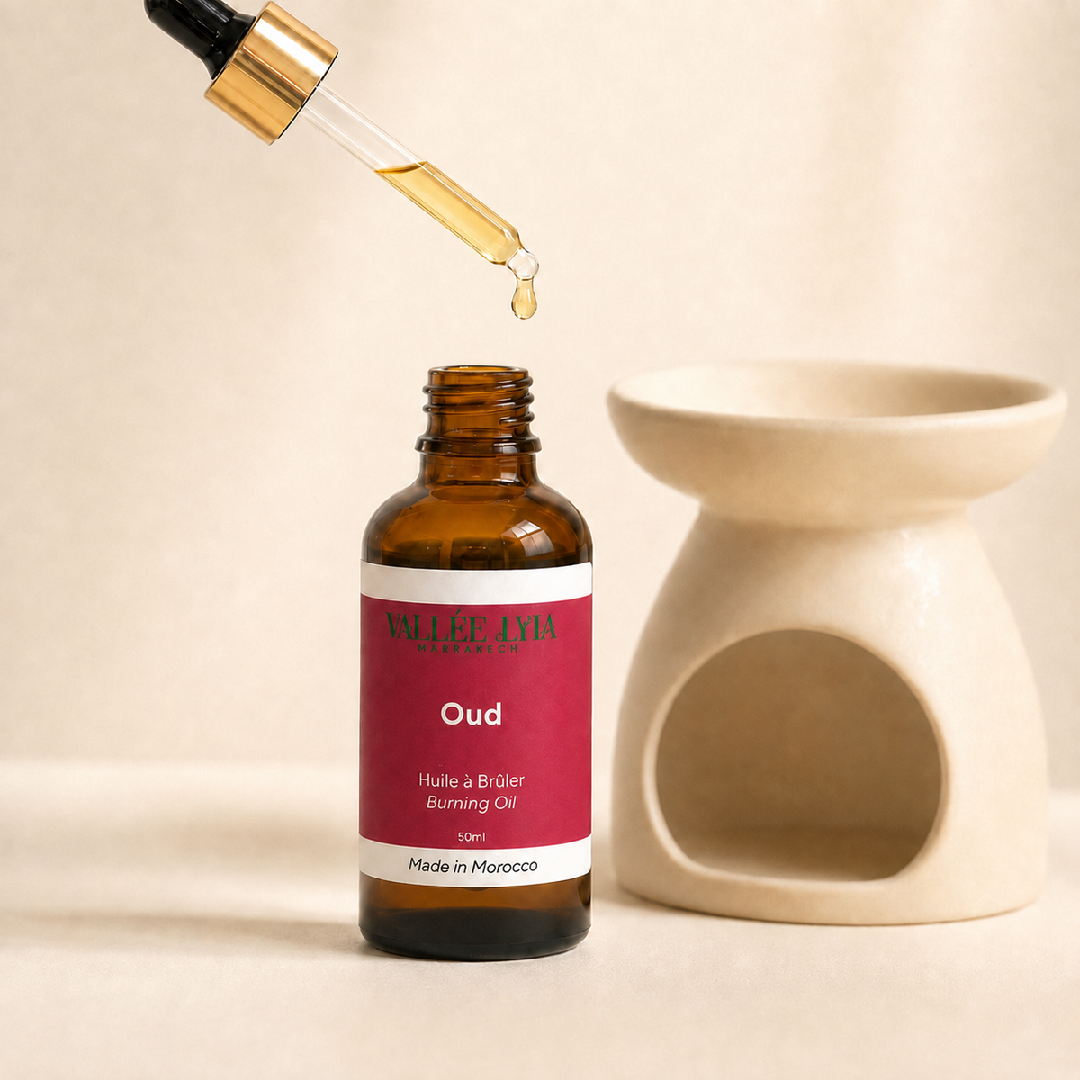 Huile à brûler Oud Vallée Lyia — utilisation avec pipette et brûle-parfum